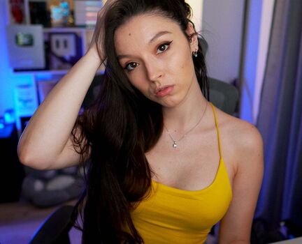 Full leaked Biss cute private onlyfans photo