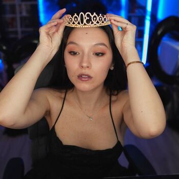 Full leaked Bisscute private onlyfans photo