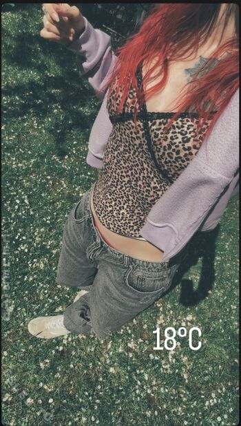 Full leaked Bitchazepam private onlyfans photo