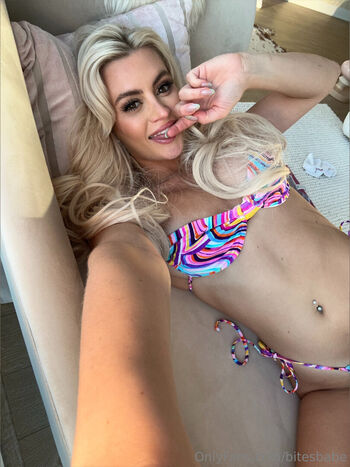 Full leaked Bitesbabe private onlyfans photo