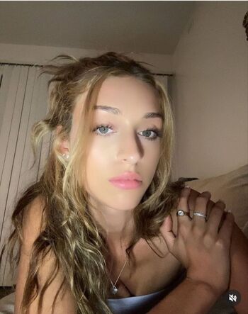 Full leaked Bklynjoelle private onlyfans photo