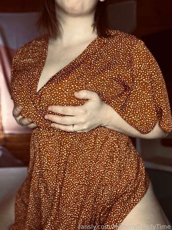 Full leaked Blairethebustymilf private onlyfans photo