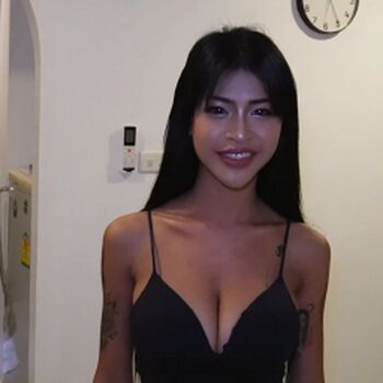 Full leaked Blond withasian private onlyfans photo