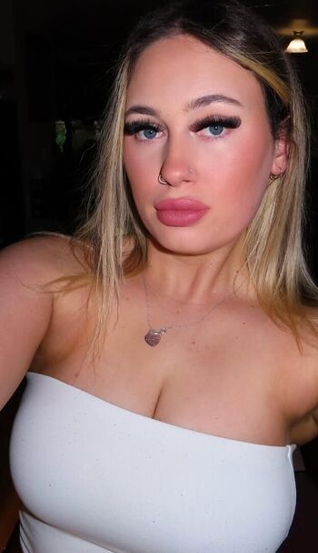 Full leaked Blonde brtz private onlyfans photo