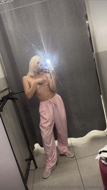 Full leaked Blonde velvetmuse private onlyfans photo