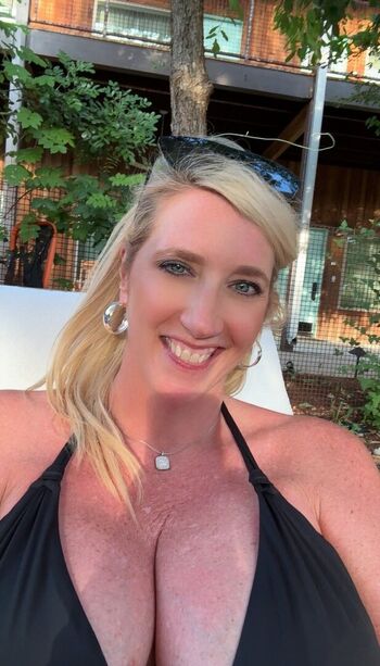 Full leaked Blondequeen private onlyfans photo