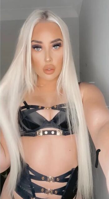 Full leaked Blondebabbarbie private onlyfans photo