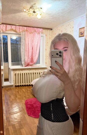 Full leaked Blondieup private onlyfans photo