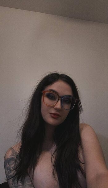 Full leaked Bloomsandbooks private onlyfans photo