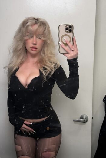 Full leaked Bludnymph  page private onlyfans photo