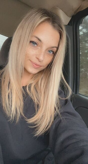 Full leaked Bluegrassbell private onlyfans photo