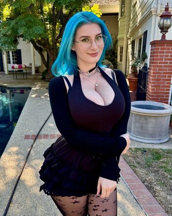 Full leaked Bluewiddow private onlyfans photo