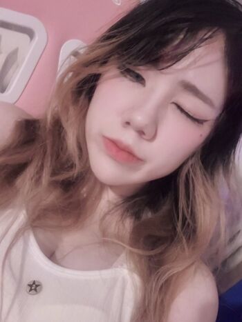 Full leaked Blushingsora private onlyfans photo