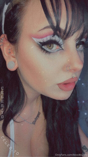 Full leaked Blxxdbunny private onlyfans photo