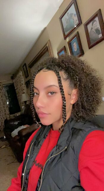Full leaked Bobbie private onlyfans photo