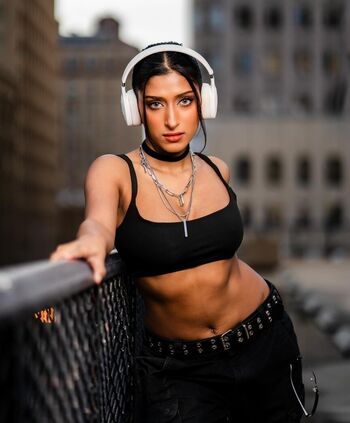 Bollywoodtrapqueen