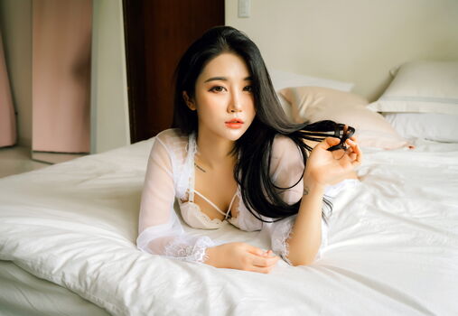 Full leaked Bomi private onlyfans photo
