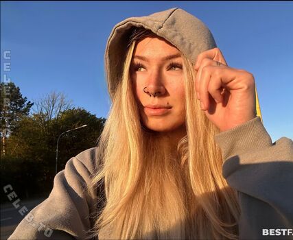 Full leaked Bonnie b private onlyfans photo