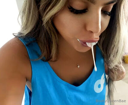 Full leaked Bootyqueenbae private onlyfans photo