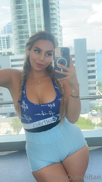 Full leaked Bootyqueenbae private onlyfans photo