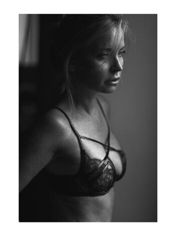 Full leaked Boudoir page private onlyfans photo