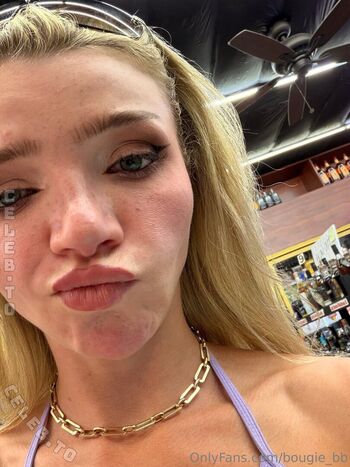 Full leaked Bougie bb page private onlyfans photo