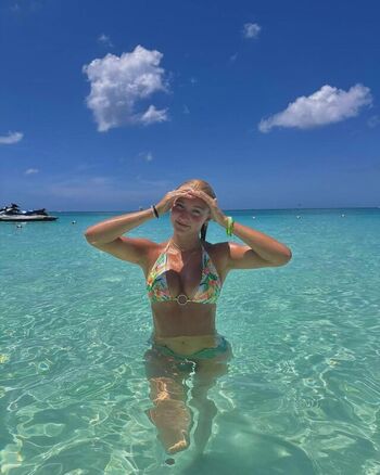 Full leaked Boutinela babes page private onlyfans photo