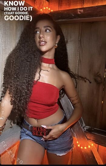 Full leaked Brazil mommy private onlyfans photo