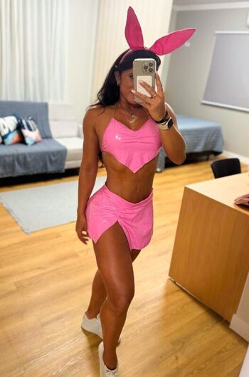 Full leaked Brazilian hotwife private onlyfans photo
