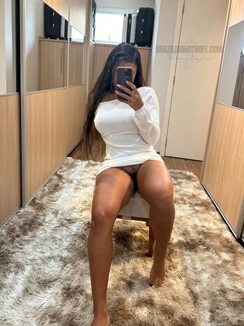 Full leaked Brazilian hotwife private onlyfans photo