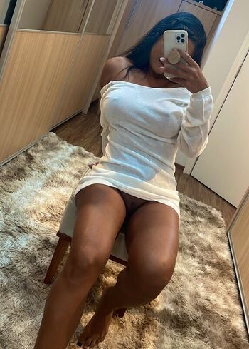 Full leaked Brazilian hotwife private onlyfans photo