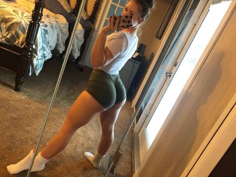 Full leaked Breanna knight page private onlyfans photo