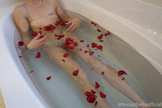 Full leaked Breastbella private onlyfans photo