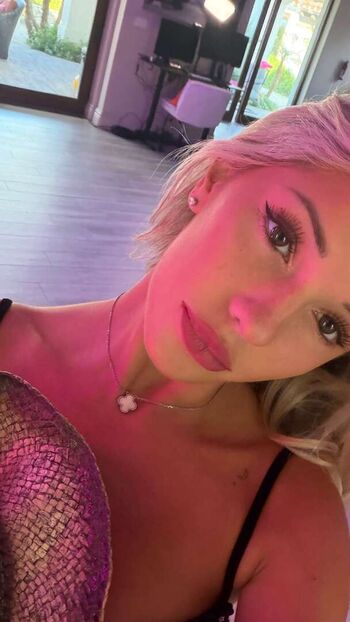 Full leaked Breckie hill private onlyfans photo