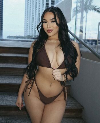 Full leaked Breebunzy private onlyfans photo