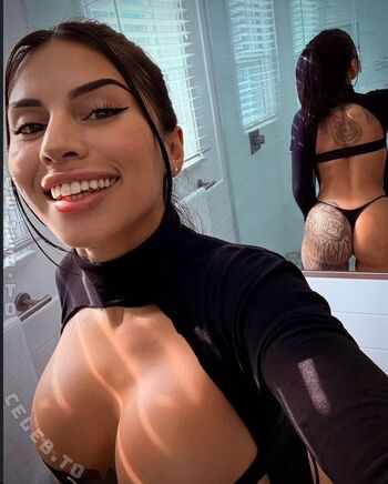 Full leaked Breezyfoxx private onlyfans photo