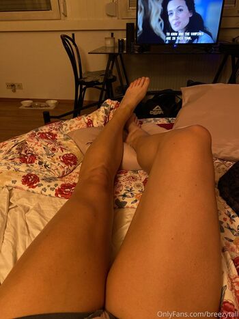 Full leaked Breezytall page private onlyfans photo