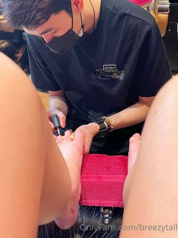 Full leaked Breezytall private onlyfans photo