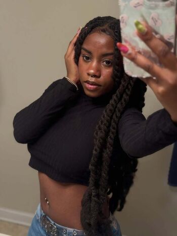 Full leaked Briaabeauty private onlyfans photo