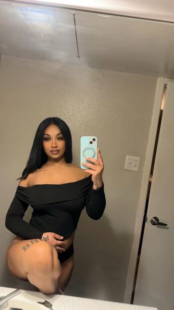 Full leaked Briafaye private onlyfans photo