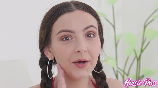 Full leaked Brickzilla of private onlyfans photo