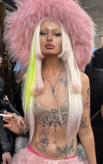 Full leaked Bridesque private onlyfans photo