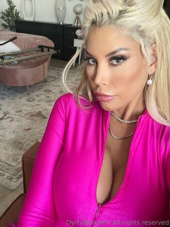 Full leaked Bridgetteb page private onlyfans photo
