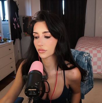 Full leaked Brieanneroksa private onlyfans photo
