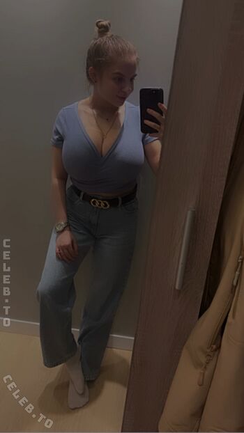 Full leaked Brightc private onlyfans photo