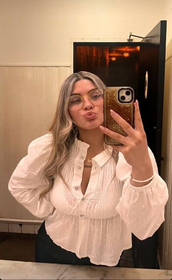 Full leaked Brisarotuno private onlyfans photo