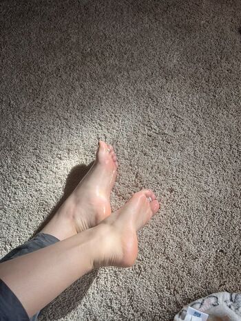 Full leaked Brisweetfeet private onlyfans photo