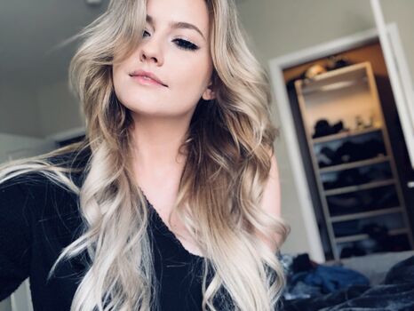 Full leaked Britney light page private onlyfans photo