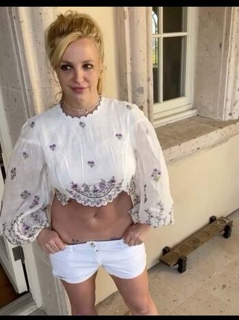 Full leaked Britney spears page private onlyfans photo