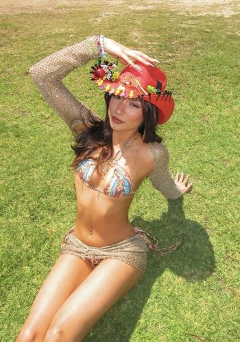 Full leaked Britneyxmejia private onlyfans photo